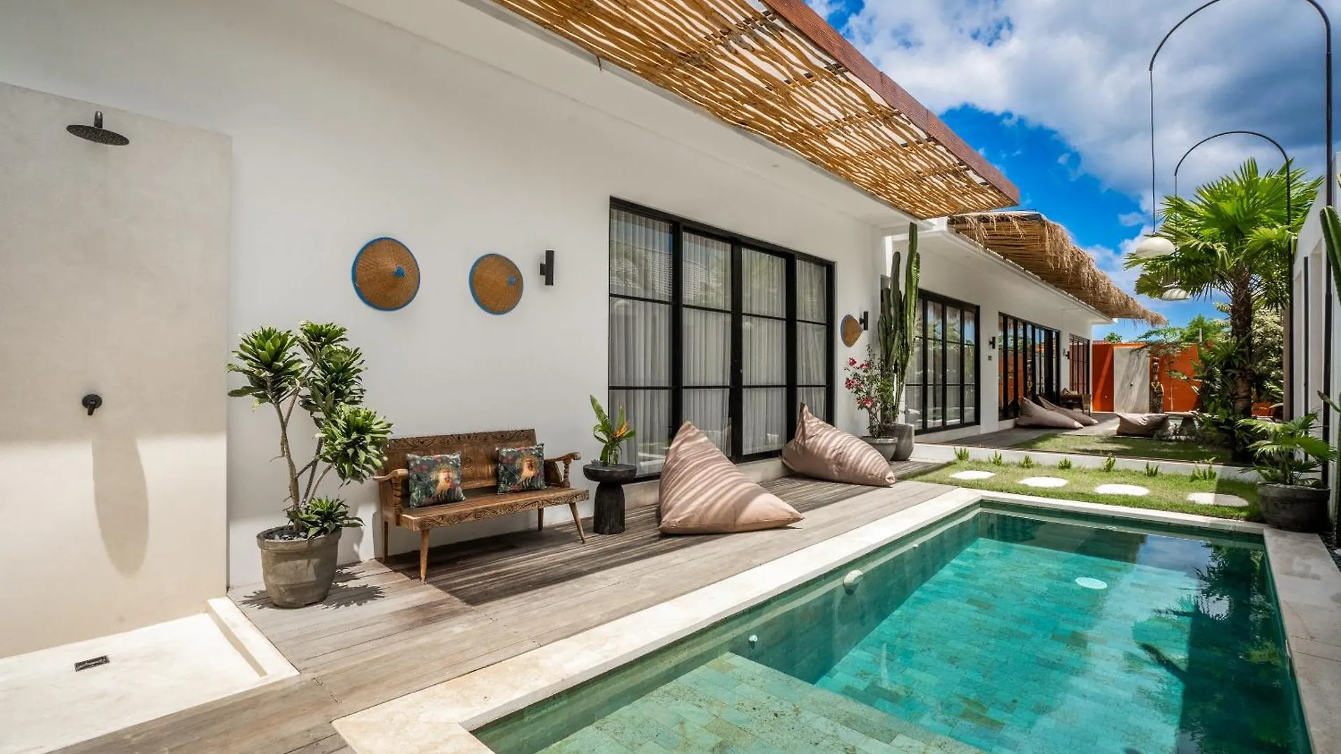 Villas Yuzu Complex Улувату